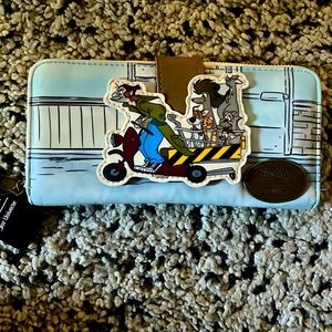 Disney NWT Our Universe Oliver & Company wallet